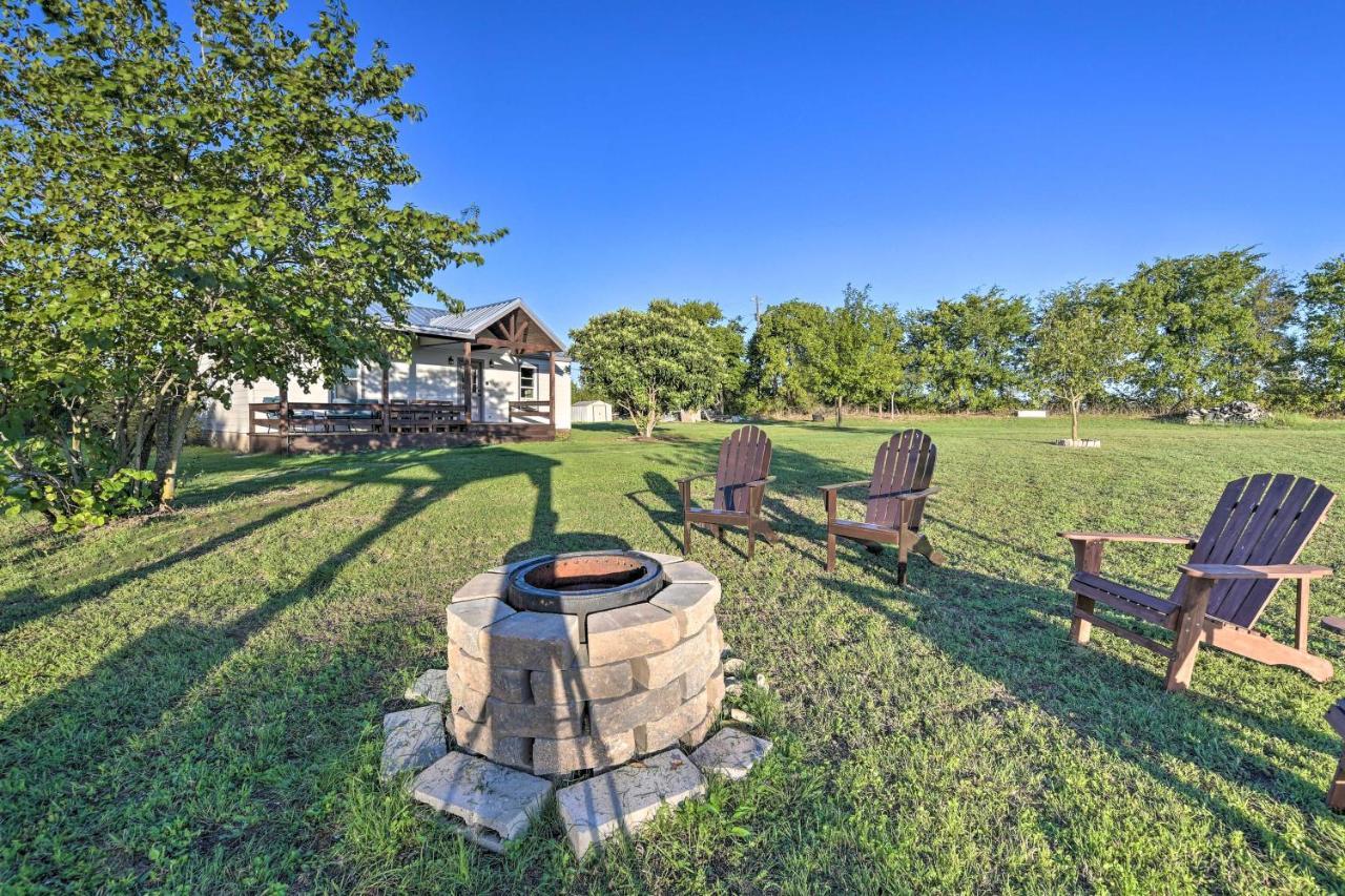 House On Cattle Farm Central To Temple And Waco Lorena Buitenkant foto