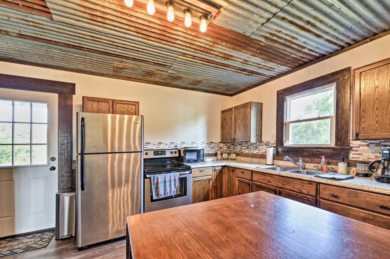 House On Cattle Farm Central To Temple And Waco Lorena Buitenkant foto